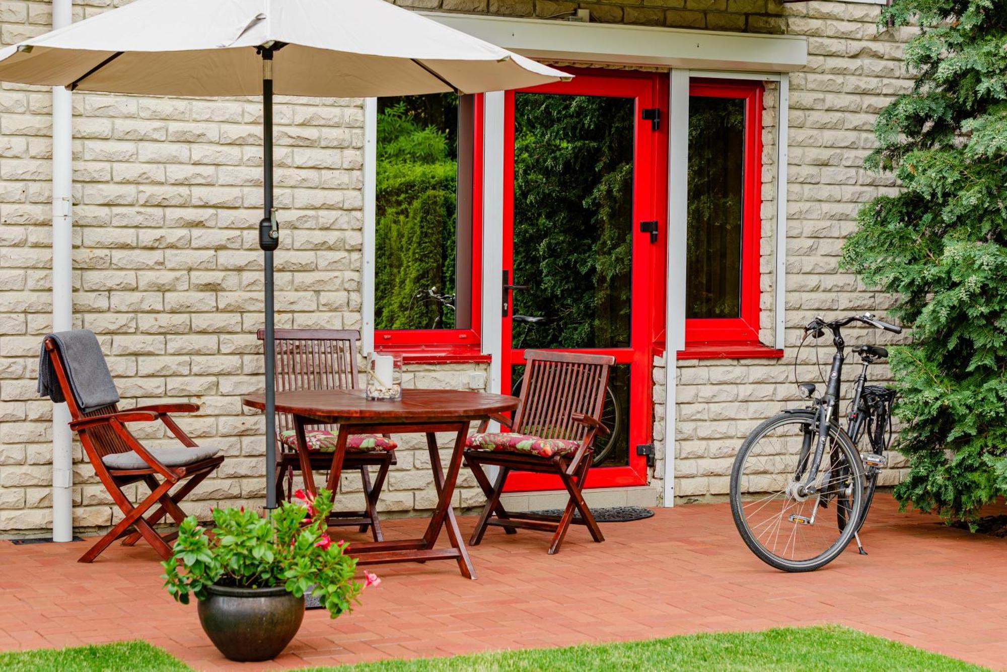 Family Inn Cottage With Terrace Παλάγκα Εξωτερικό φωτογραφία